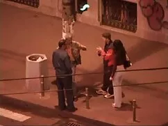 Vierta aceite de vid ...