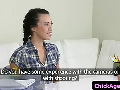 Hermosas mujeres niñ ...